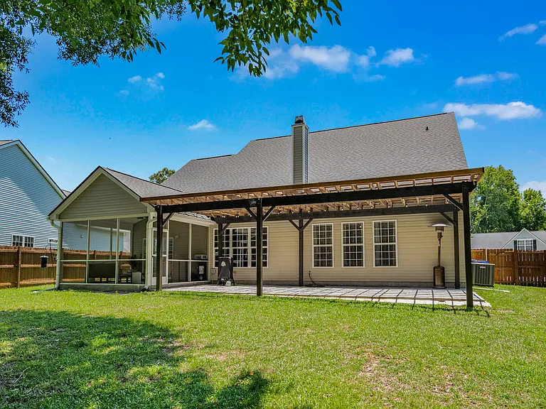 706 Beverly Dr — Photo 30