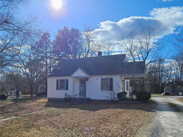 47 Ridge Rd, Blackstone, VA 23824