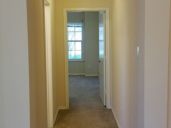 5th image of 6457 Regina Dr