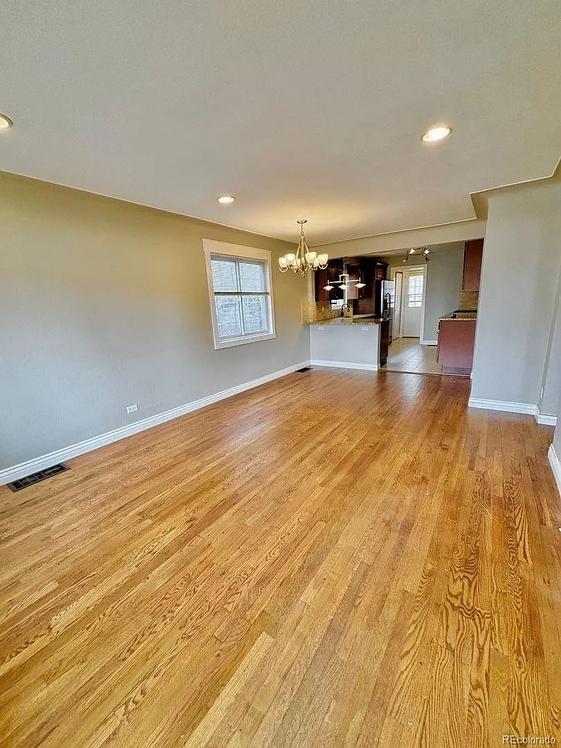3 bed, 3.0 bath, 1313 sqft, $2,895 — Photo 4