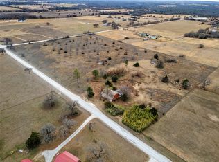 5068 Orchard Rd, Bowie, TX 76230