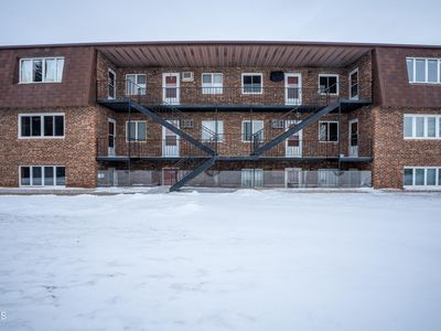 1825 S Grandview Ln APT 11, Bismarck, ND, 58503