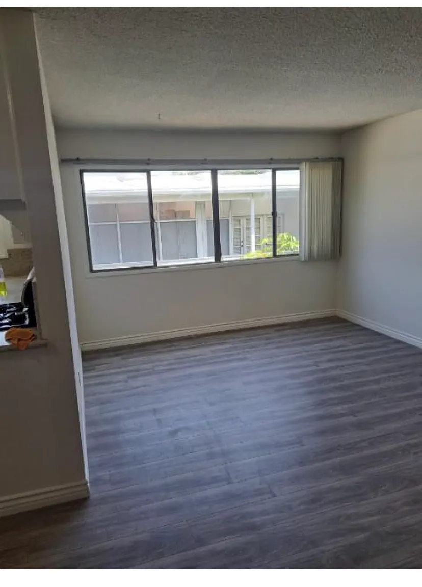 1 bed, 725 sqft, $2,395 — Photo 4