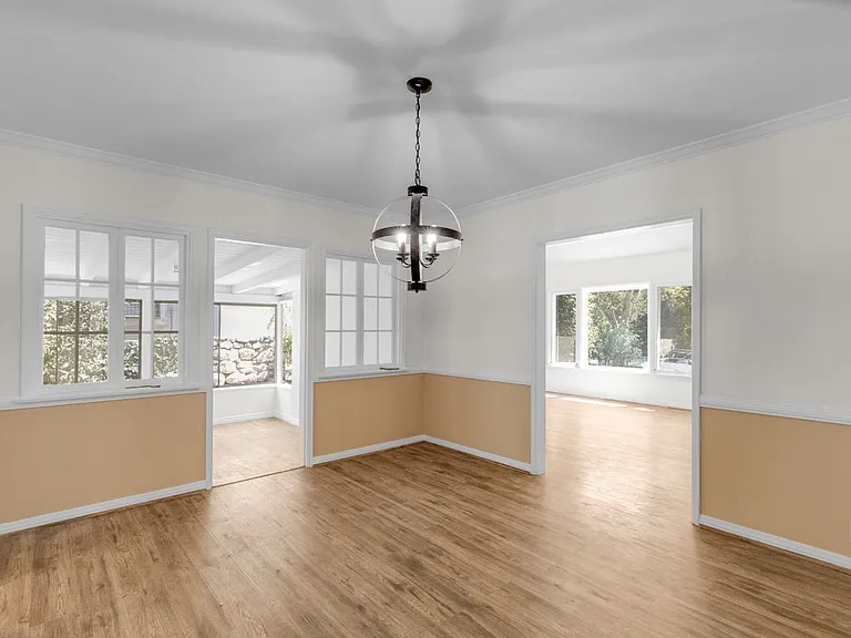 2151 N Altadena Dr — Photo 10