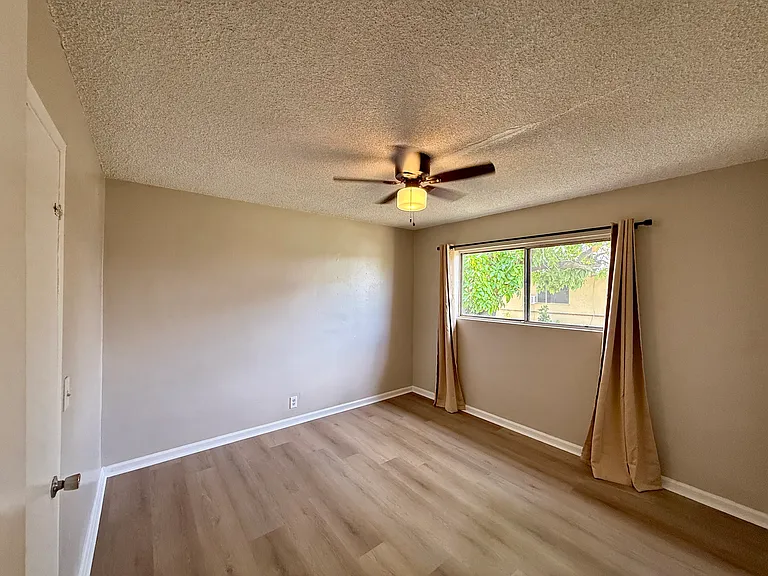 1004 E Nocta St #A — Photo 13