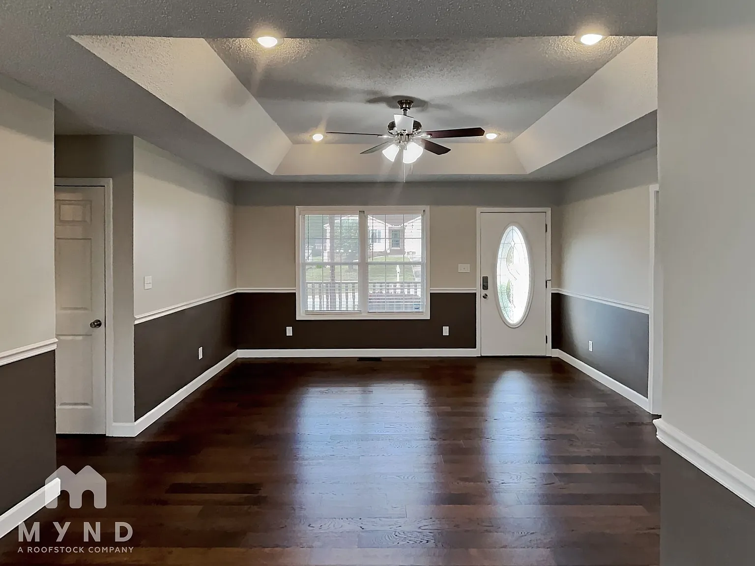 3 bed, 2.0 bath, 1236 sqft, $1,825 — Photo 3