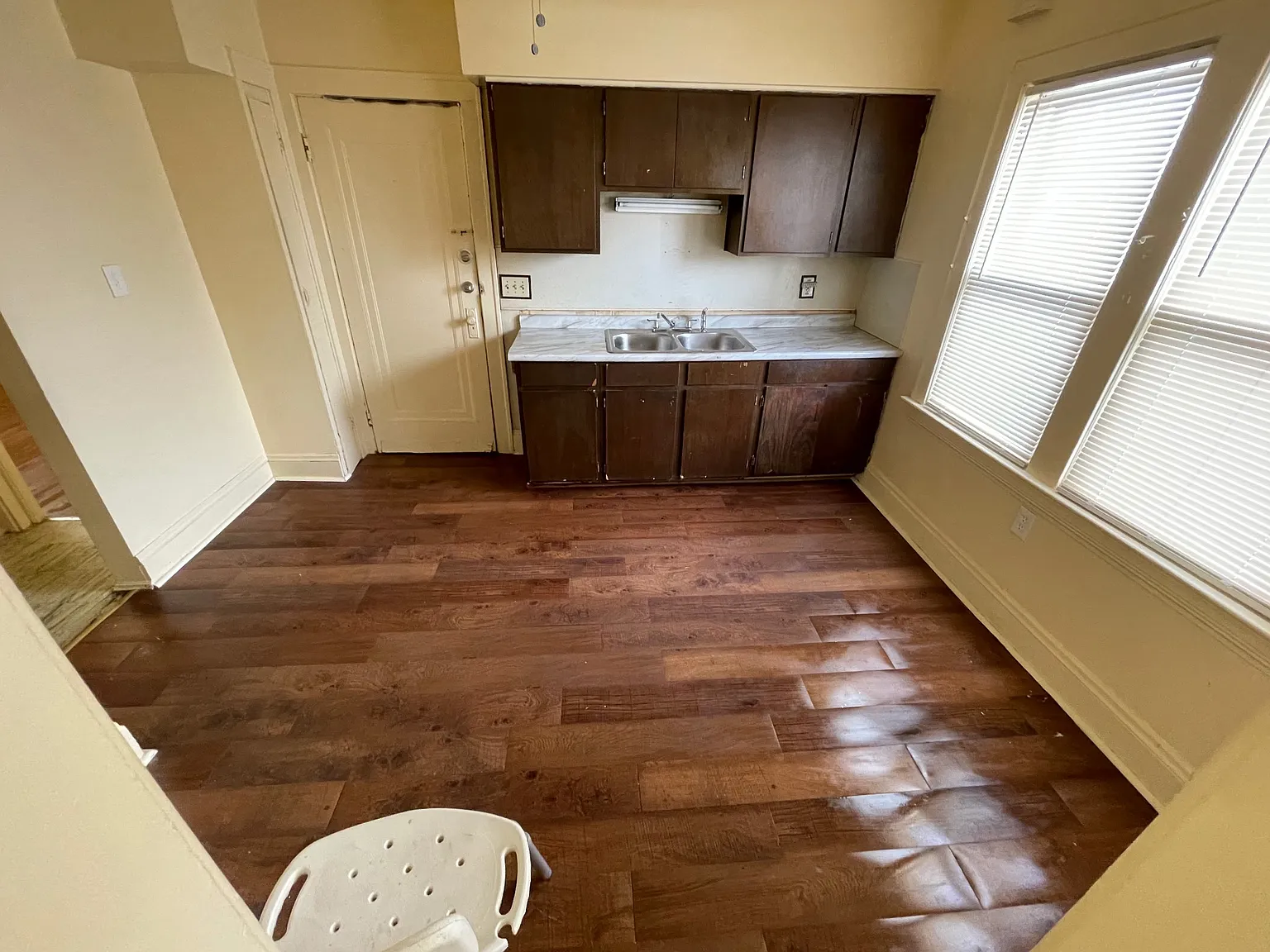 2 bed, 1962 sqft, $775 — Photo 4