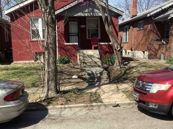 4243 California Ave, Saint Louis, MO 63111