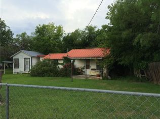 1112 Old Convent Rd, Lampasas, TX 76550