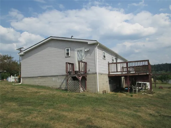 369 Eighth St, Sagamore, PA 16250