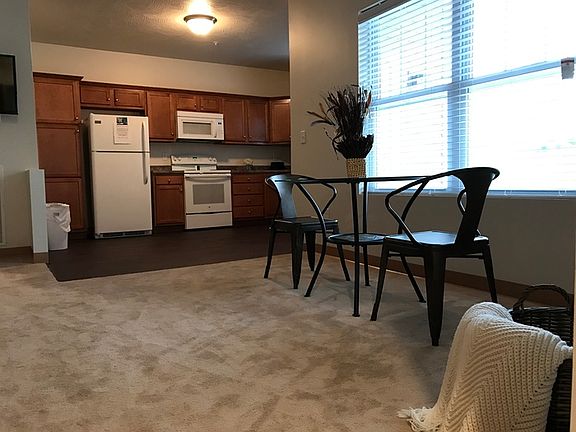 5th image of 46851 Red Fox Ln Unit B2