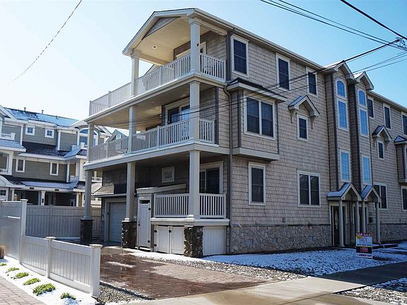 2nd image of 5605 Pleasure Ave #S