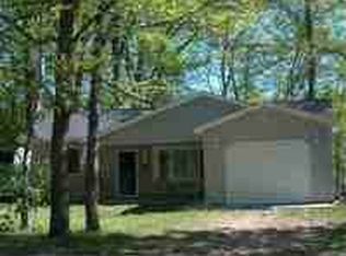 218 Arrowhead Dr, Prudenville, MI 48651