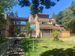 9133 Capella Dr #203, Burnaby, BC V3J 7K4