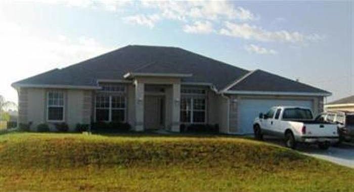 1st image of 1240 N Gator Cir