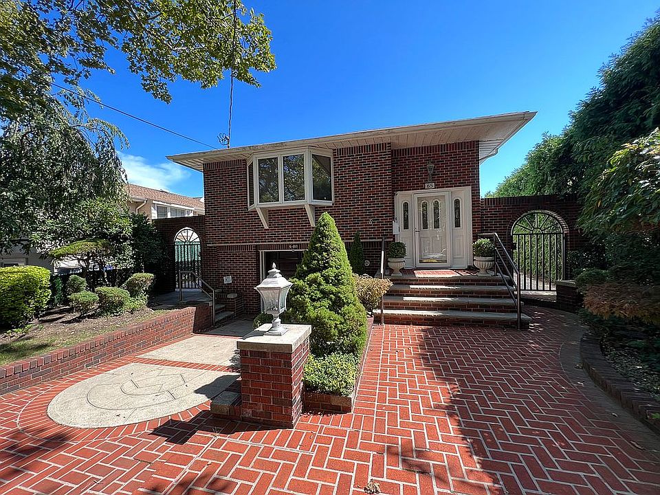 1st image of 65 Gaylord Dr S