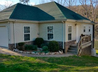 2398 Roberts Bend Rd, Burnside, KY 42519