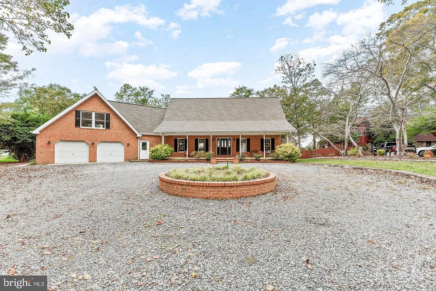 5 bed, 4.5 bath, 4824 sqft, $4,500 — Photo 4