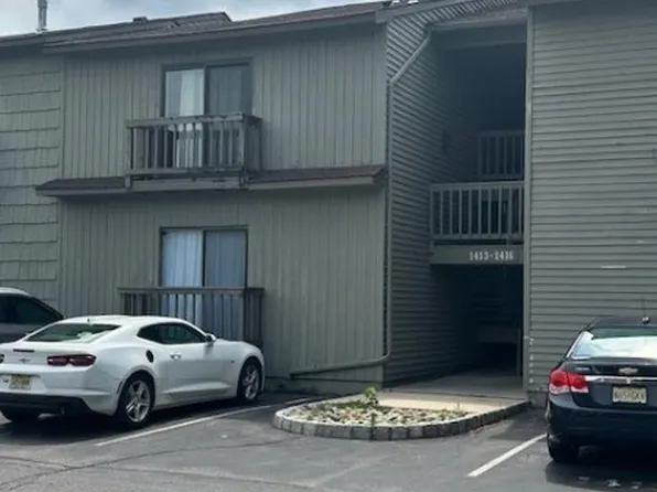 1414 Spruce Hills Dr, Glen Gardner Boro, NJ 08826