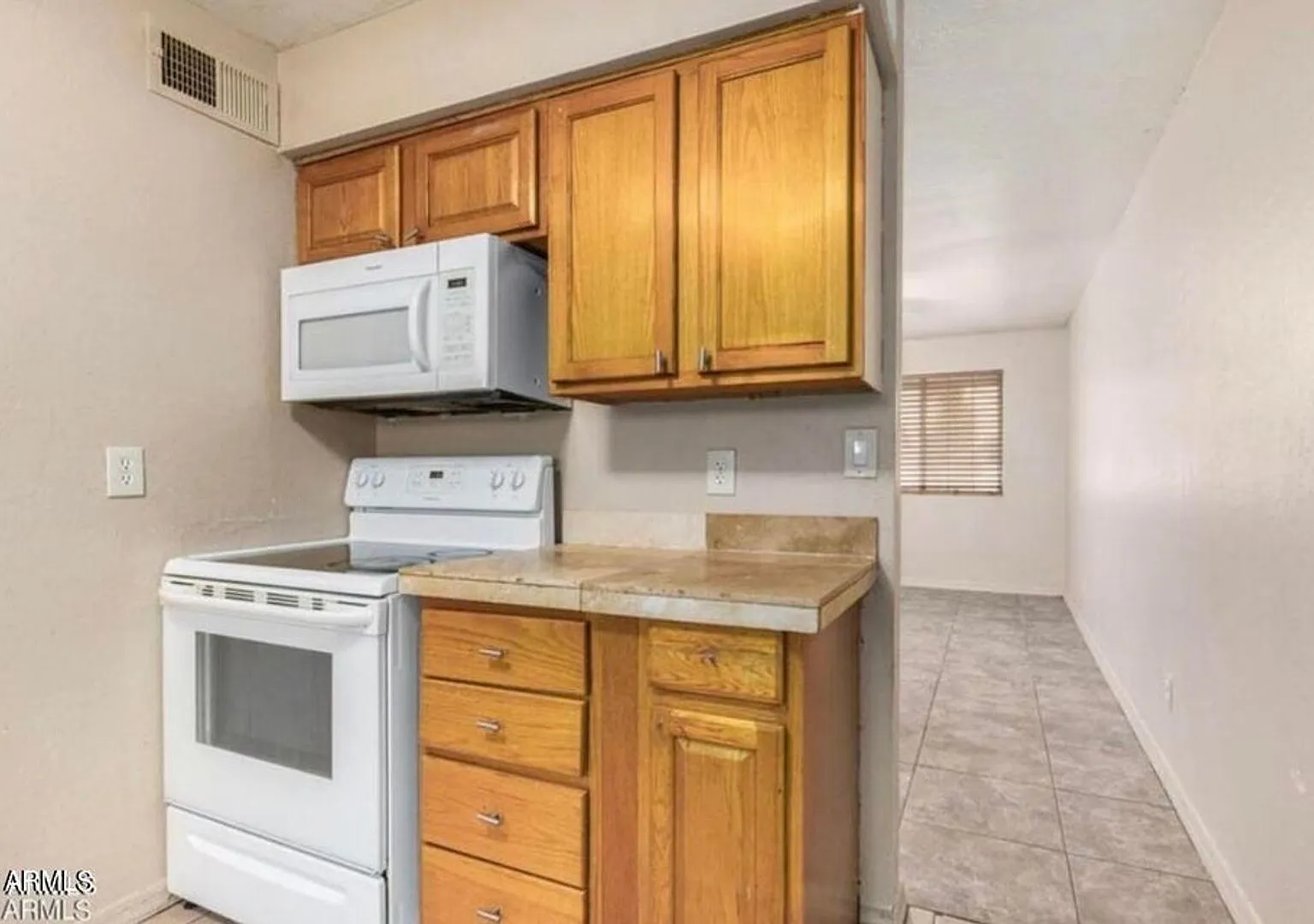 Nice 3 bedroom 2 bath! — Photo 4