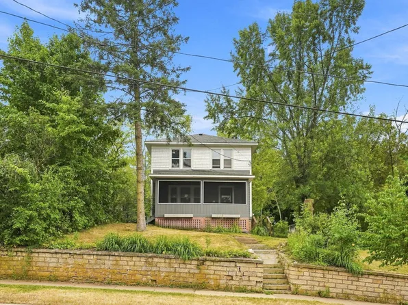 816 Vine St, Hudson, WI 54016