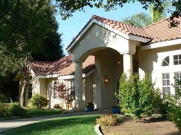 1296 N Applegate Ave, Fresno, CA 93737