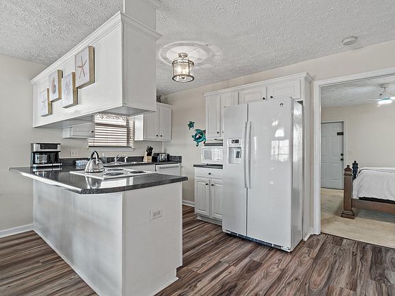 5th image of 142 Seagrass Way