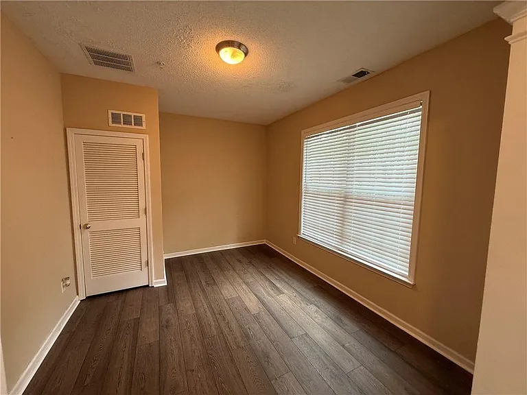 161 Riverstone Commons Cir — Photo 15