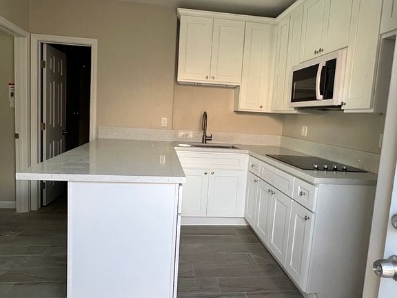 4th image of 53355 Avenida Mendoza Unit 2