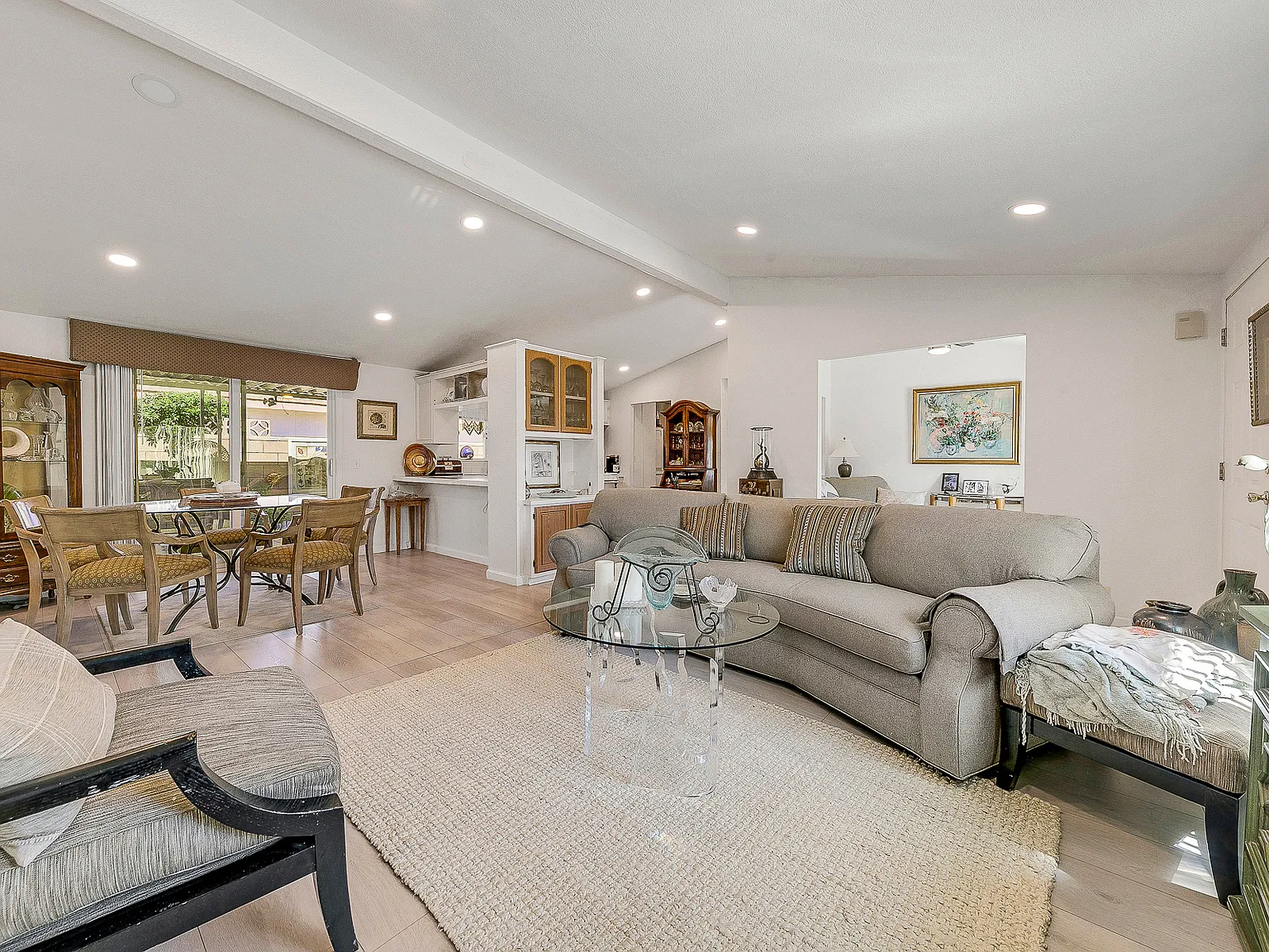 2 bed, 1440 sqft, $2,500 — Photo 4