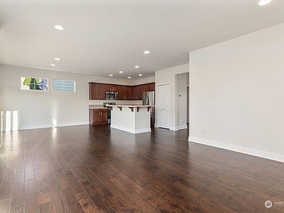 5th image of 7625 12th Street SE