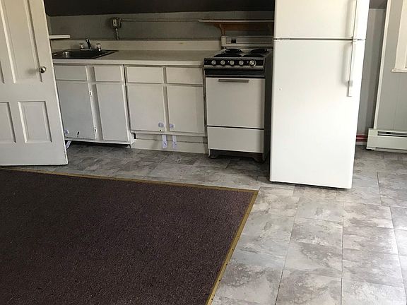 3rd image of 66 Woonasquatucket Ave #2