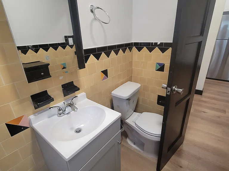 4151 3rd Ave #3 — Photo 9