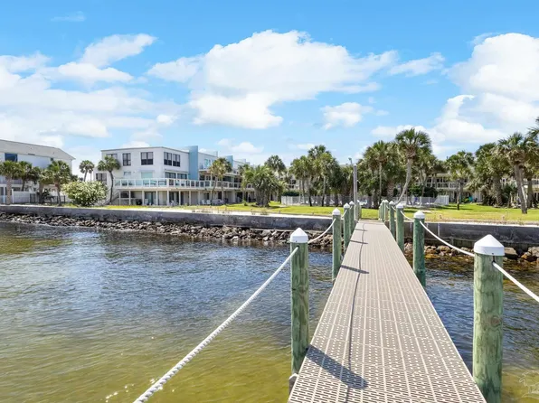 1551 Via Deluna Dr, Pensacola Beach, FL 32561