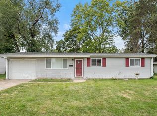 1675 Beverly Dr, Florissant, MO 63031