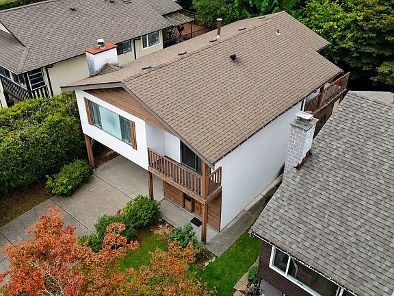 4th image of 3232 Salt Spring Ave
