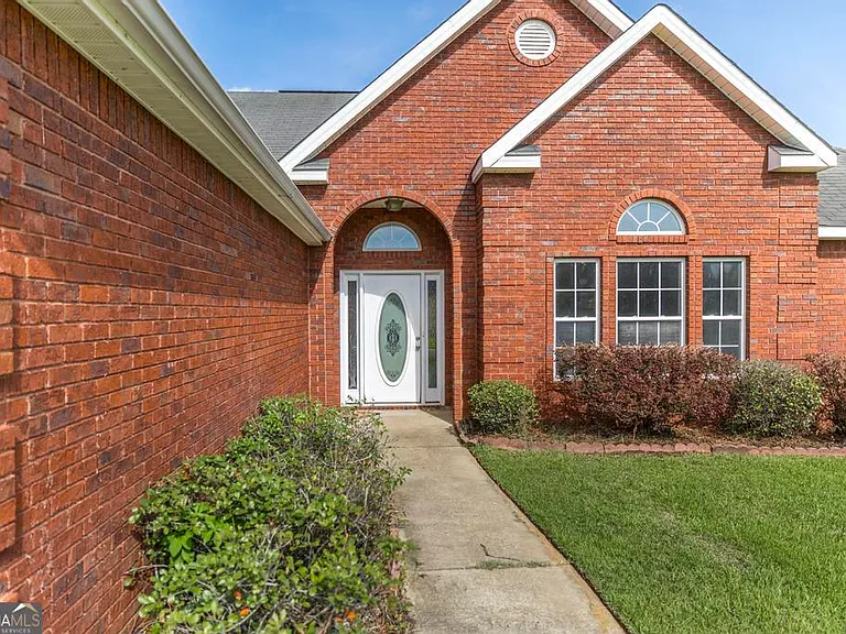 105 Millstone Way — Photo 6