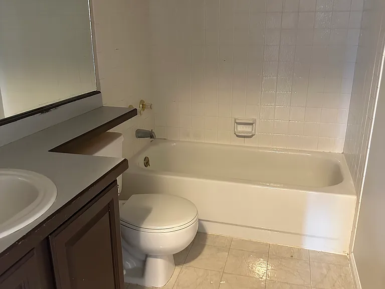 Upstairs main bath.