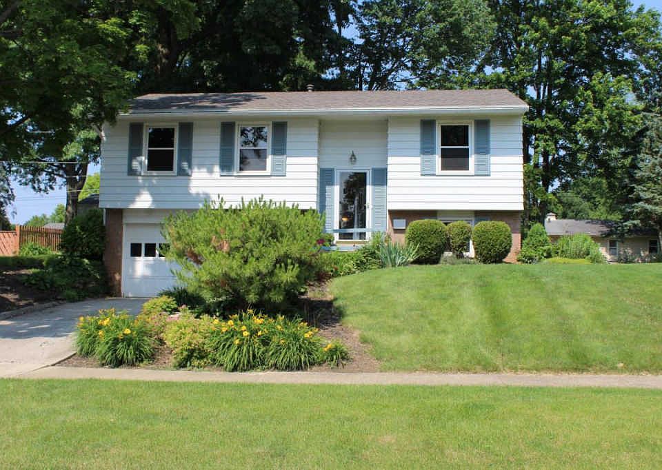 1st image of 190 Fairdale Ave