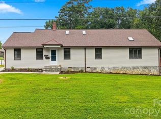 512 Garrou Ave SE, Valdese, NC 28690