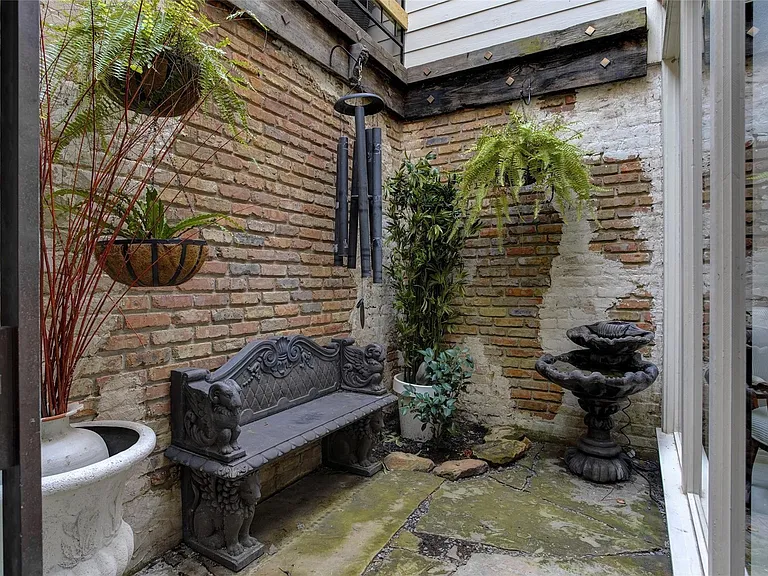 2323 Augusta Dr #30 — Photo 4
