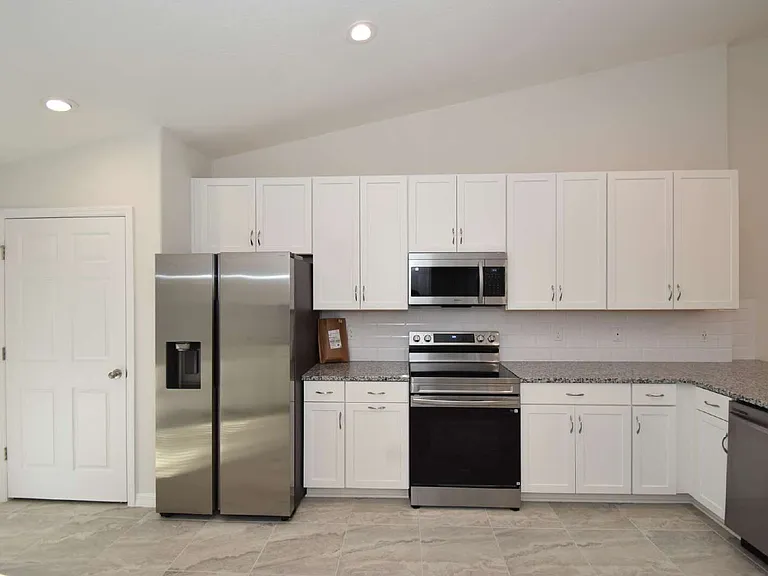 11 Buttonwood Ln #A — Photo 12