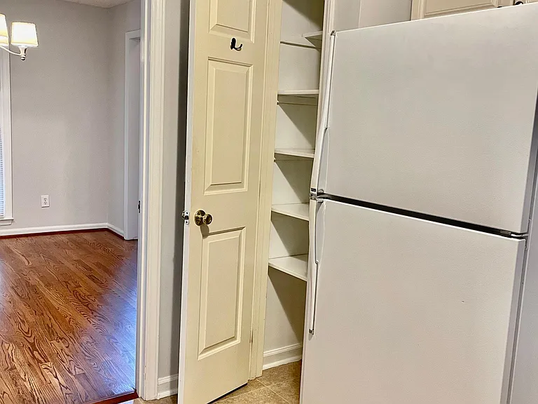325 Catlin Rd — Photo 21