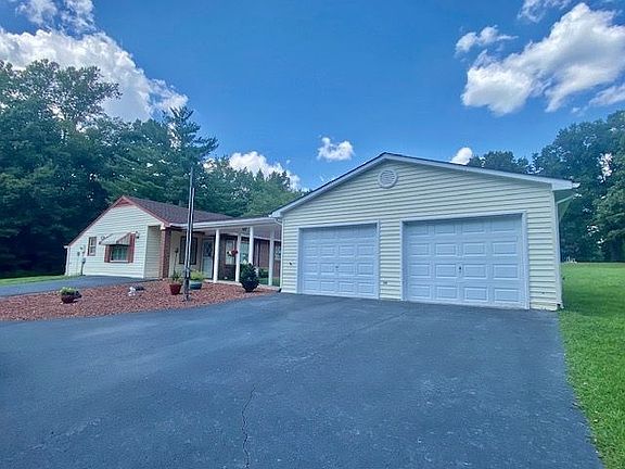 2nd image of 515 Deerwood Dr