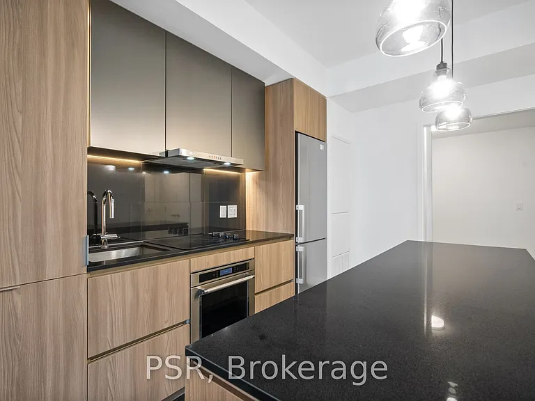11 Ordnance St #1311 — Photo 4