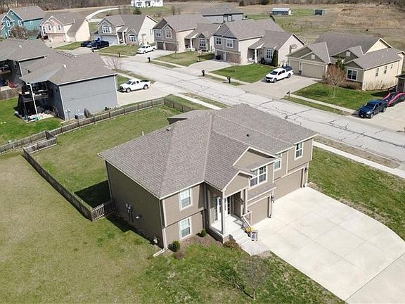 4th image of 14599 Derby Rd