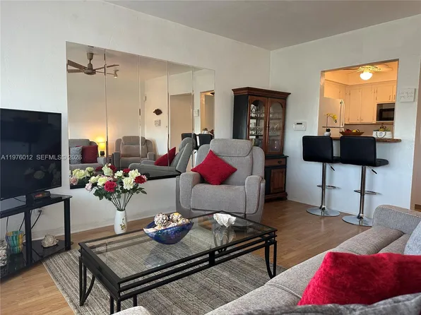 851 Atlantic Shores Blvd APT 232, Hallandale Beach, FL 33009