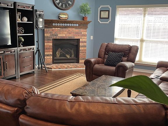 4th image of 5801 Pedernales Dr