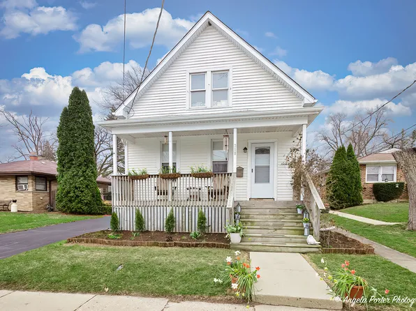 300 Park Ave, Antioch, IL 60002