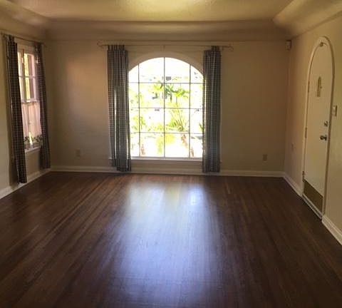 5th image of 4047 E Massachusetts St
